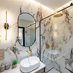 Plaza 41 By Comfort Apartamento *