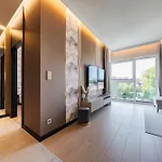 Plaza 41 By Comfort Apartamento
