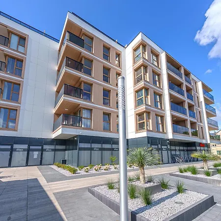 Plaza 41 By Comfort Apartman Gdańsk