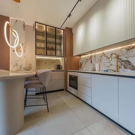 Plaza 41 By Comfort Gdańsk