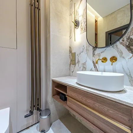 Plaza 41 By Comfort Gdańsk