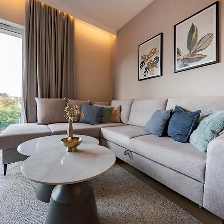 Plaza 41 By Comfort *