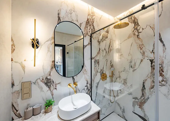 Plaza 41 By Comfort Apartamento *